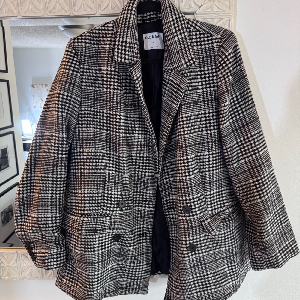Old Navy Women's Black and White Checkered Blazer